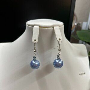Blue Pearl and Crystal Earrings NWT (360)